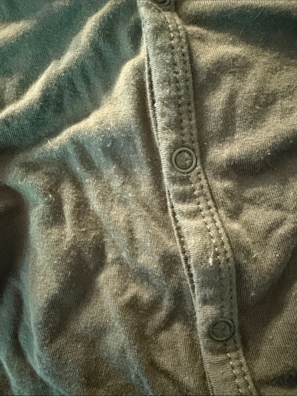 Kyte Baby Button Footie Pajamas in Olive Green color